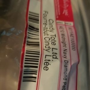 Thirty-one Cindy Tote Ltd Navy Diamond Pebble